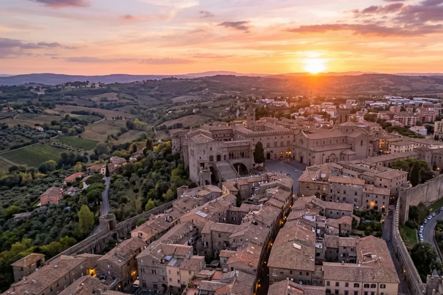 vista aerea della città di Viterbo. Ripresa drone